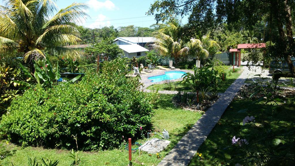 Hakuna Matata Hostel Cahuita Extérieur photo